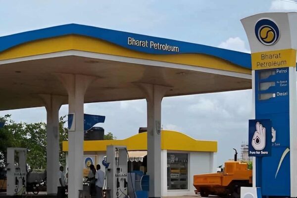BPCL plans Rs 18,000 Cr rights issue for capital raise