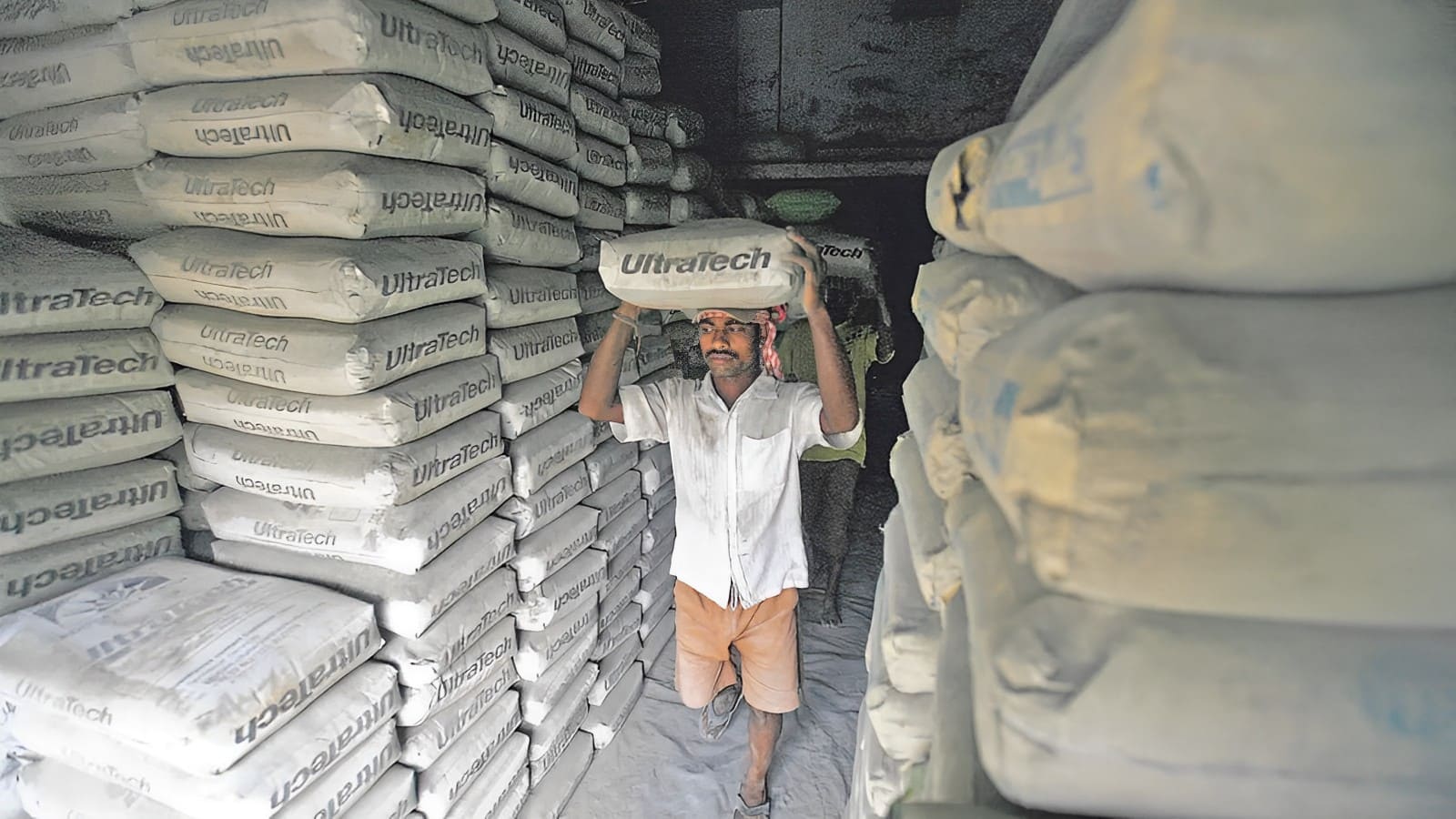 UltraTech Cement Q4 Results 2023: PAT of Rs 1665.95 Cr Consolidated
